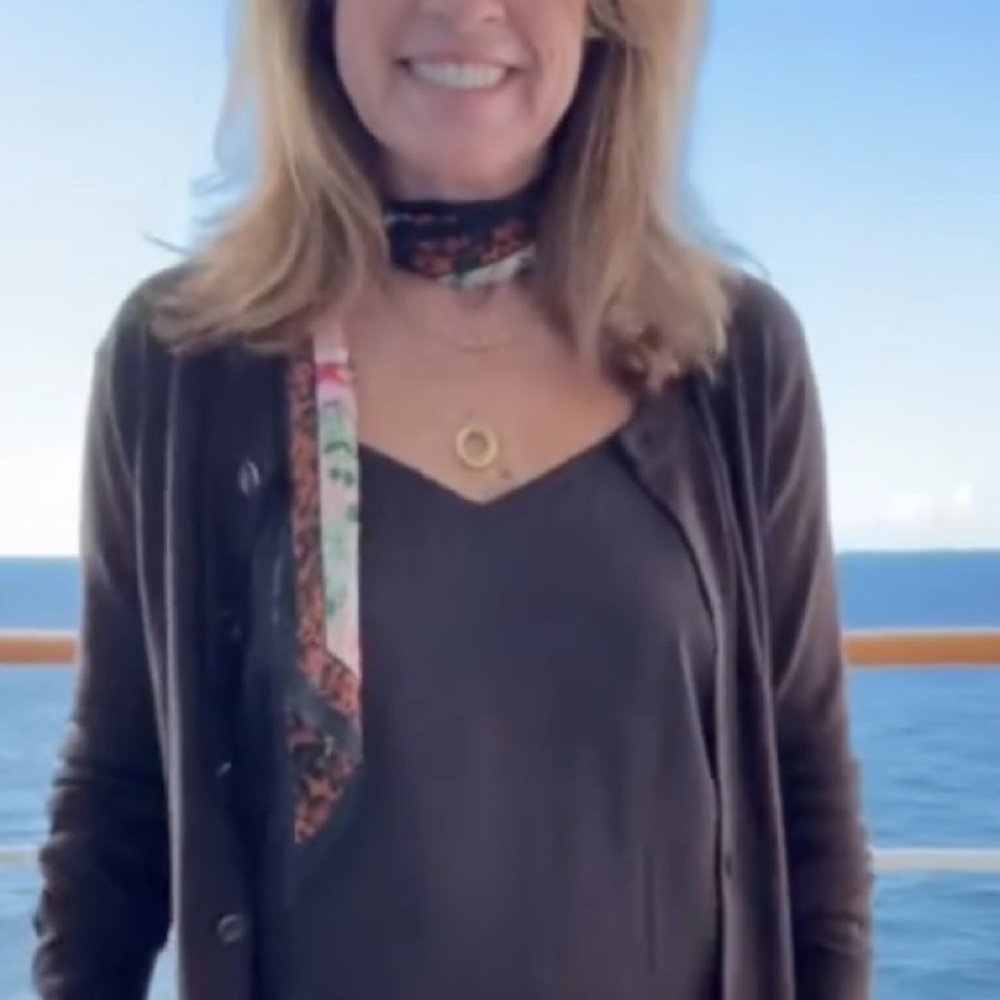 Cabi Simone Scarf - Picture 5 of 14